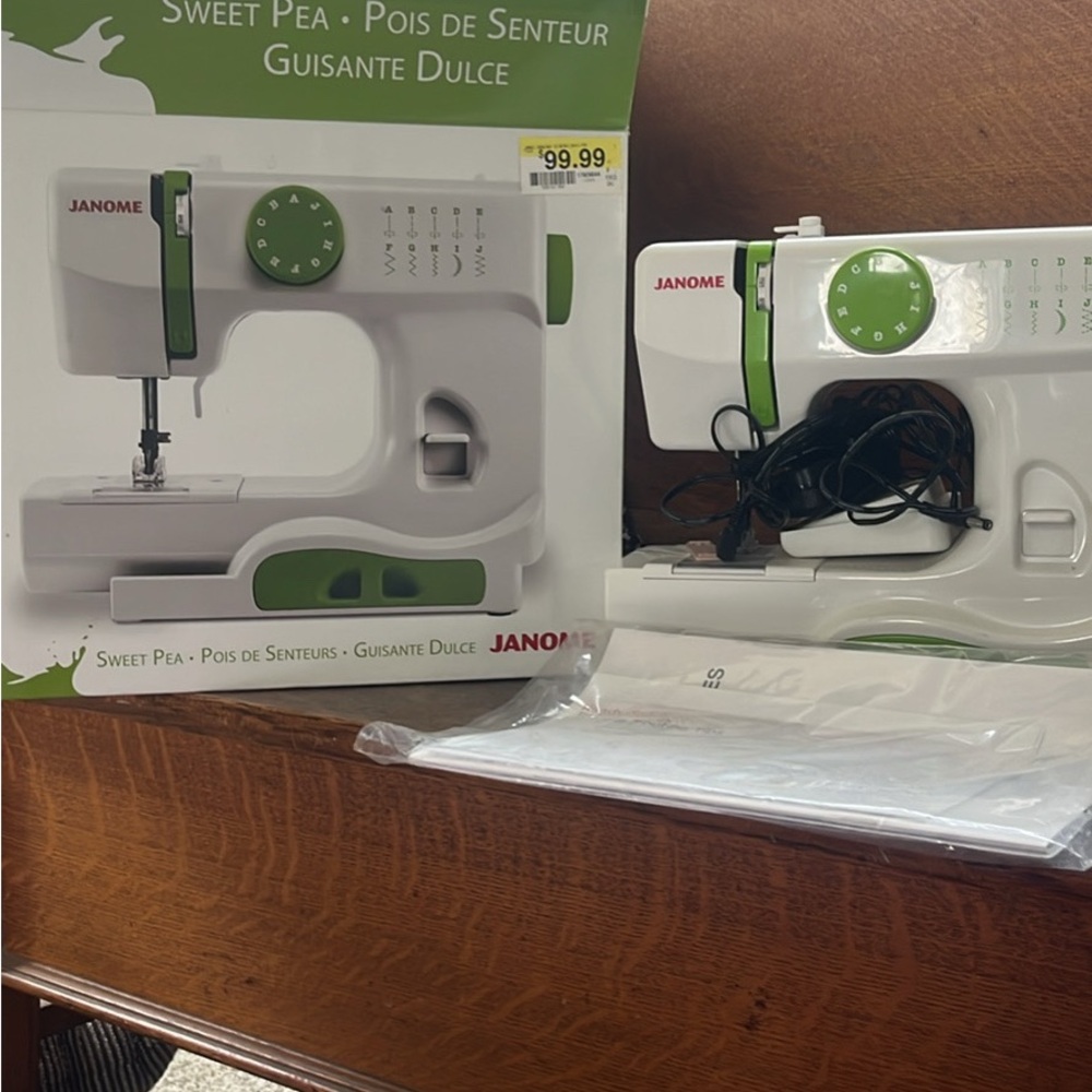 Janome Sweet Pea Sewing Machine - White and Green